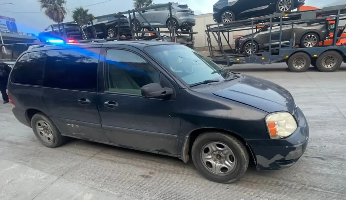 Policía Municipal captura a traficante de personas y rescata a familia vietnamita