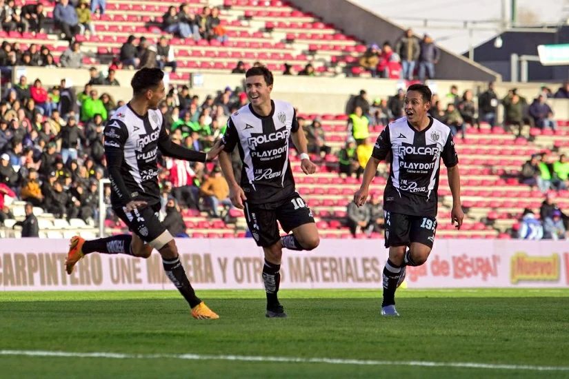 Rayos salen bravos y empatan de último minuto