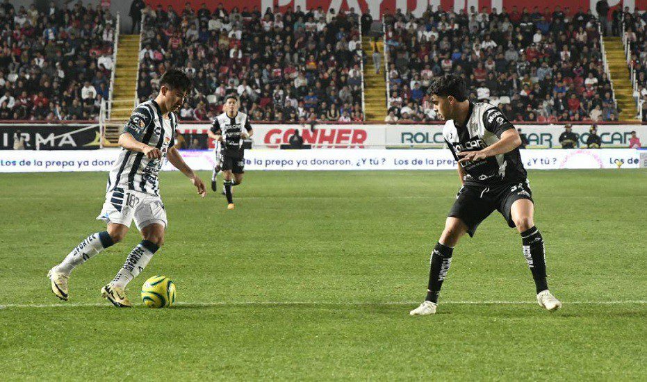 Con penal dudoso, Pachuca rescata el empate contra Necaxa