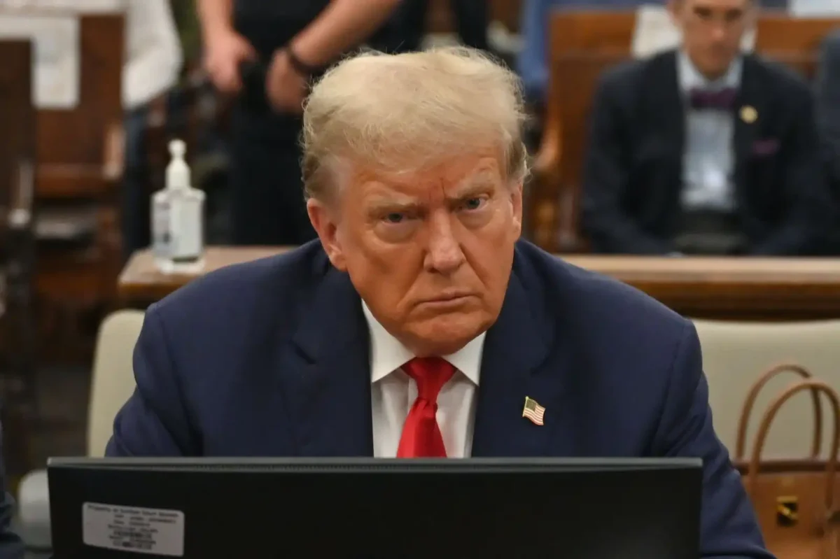 Trump multa