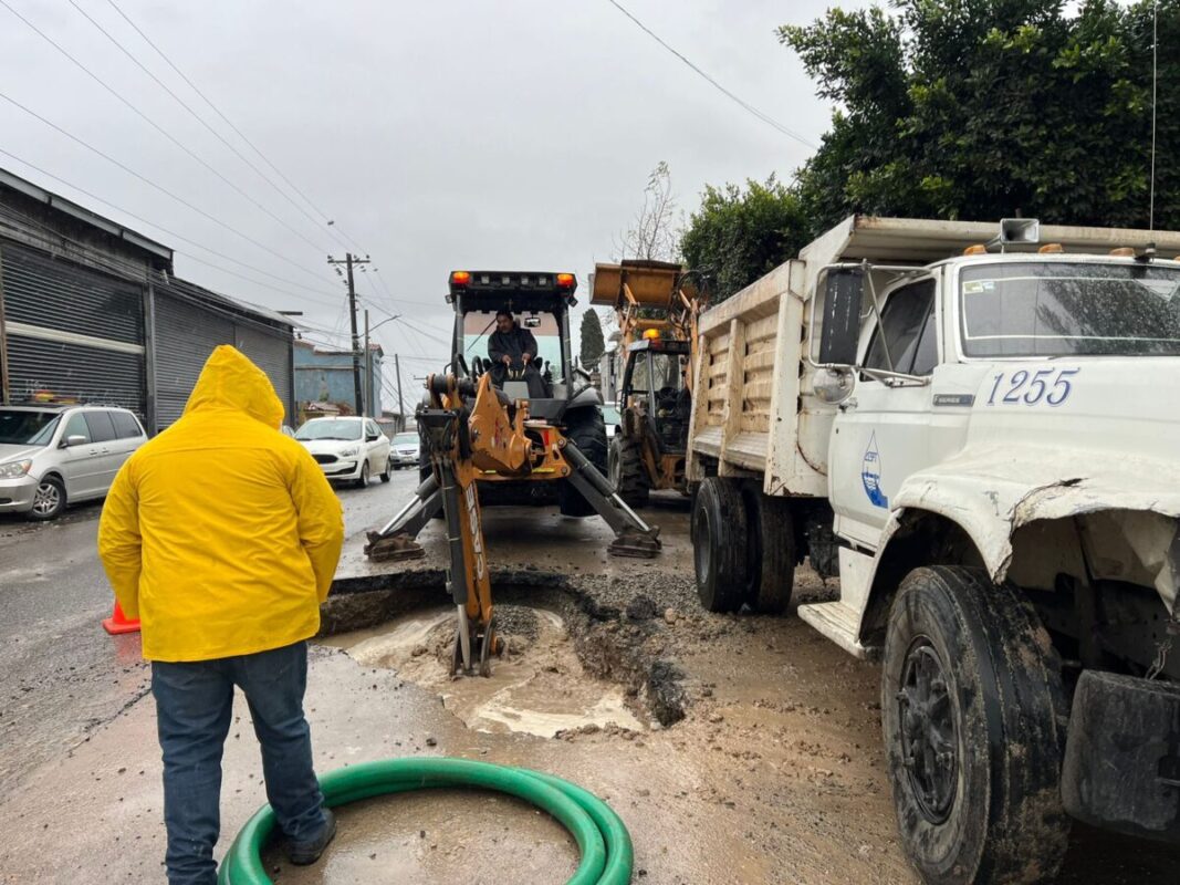 Atiende CESPT fugas de agua en Tijuana