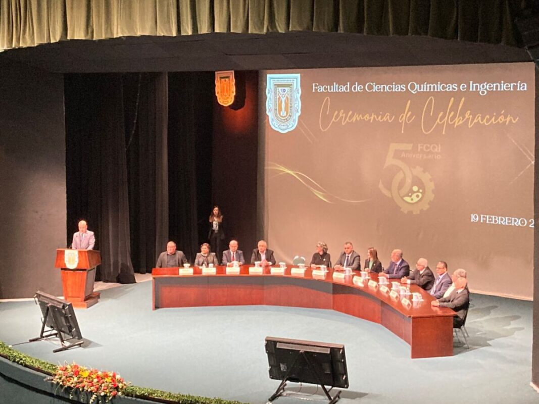 Celebra UABC aniversario 50 de Facultad de Ciencias Químicas e Ingeniería