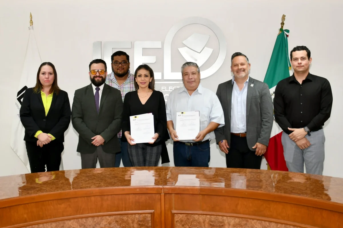 IEE firma convenio con la UNAM