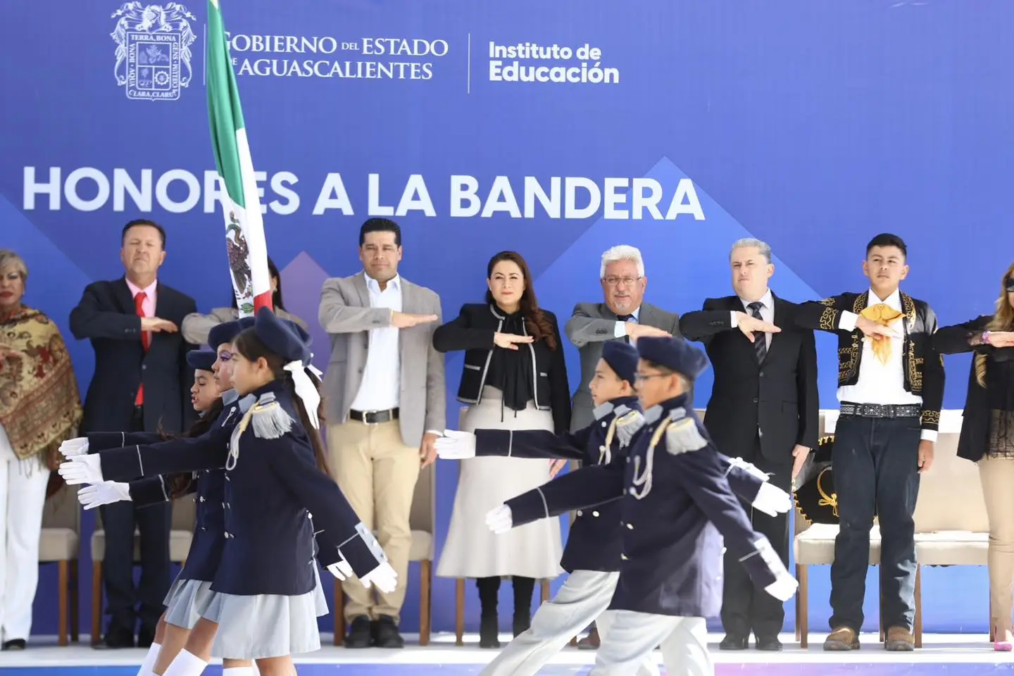 Honores a la bandera