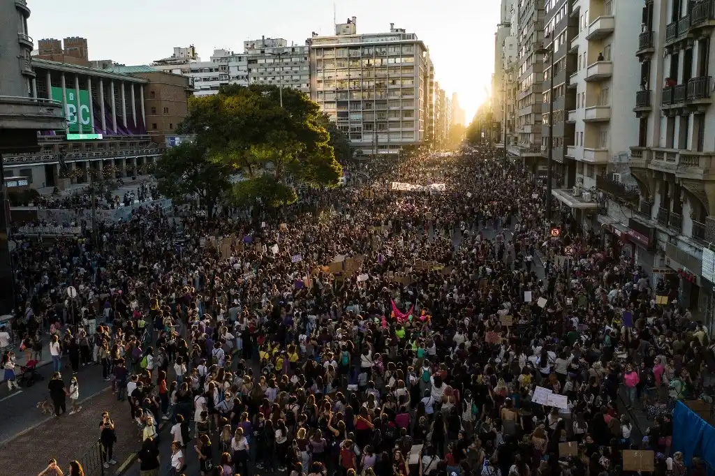 8M: millones de mujeres protestan y alzan la voz en países de todo el planeta