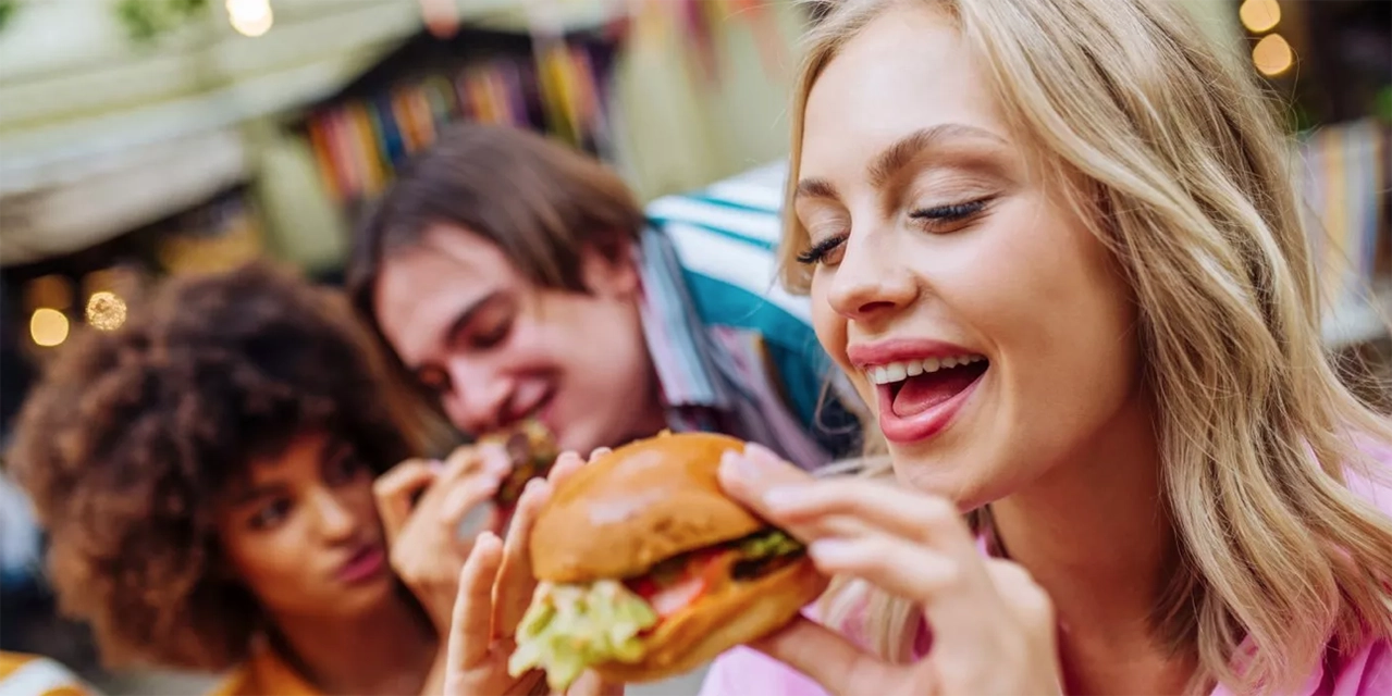 Los alimentos ultraprocesados se asocian con trastornos y muerte