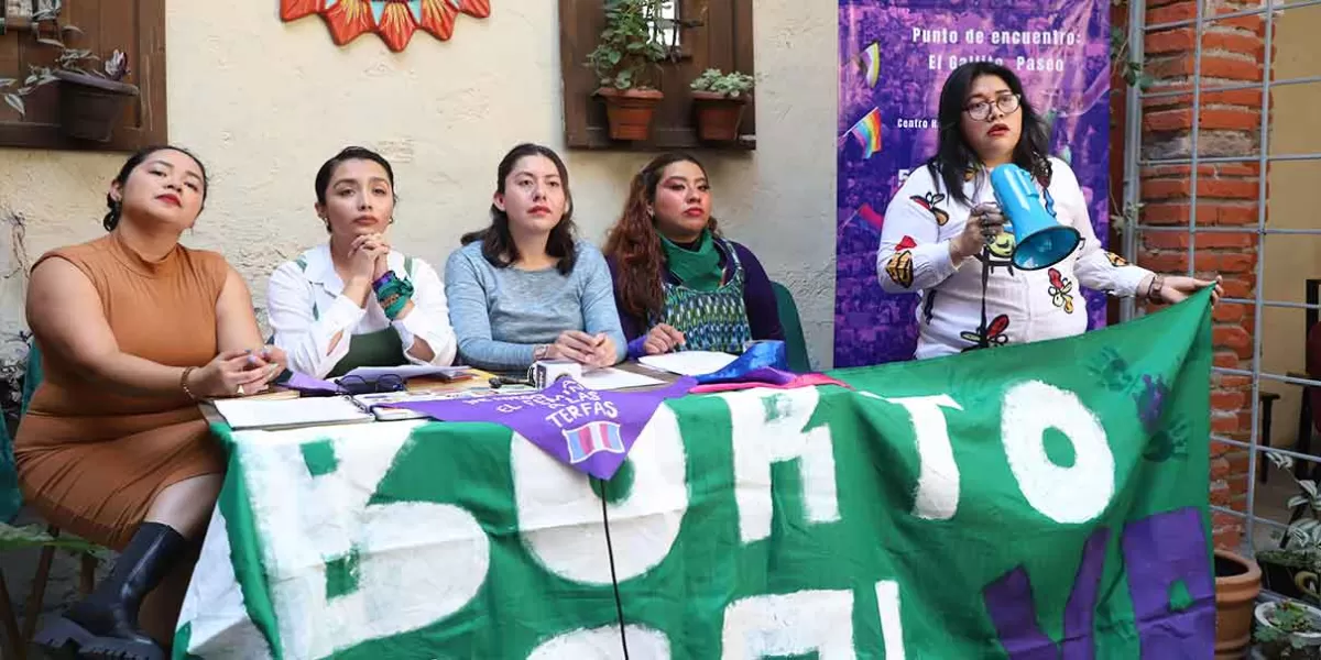 Feministas de Puebla piden a políticos no meter mano a las marchas del 8M