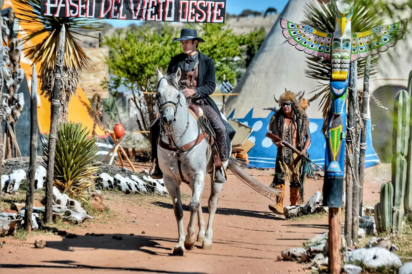 Filma el actor Aarón Díaz serie en Durango