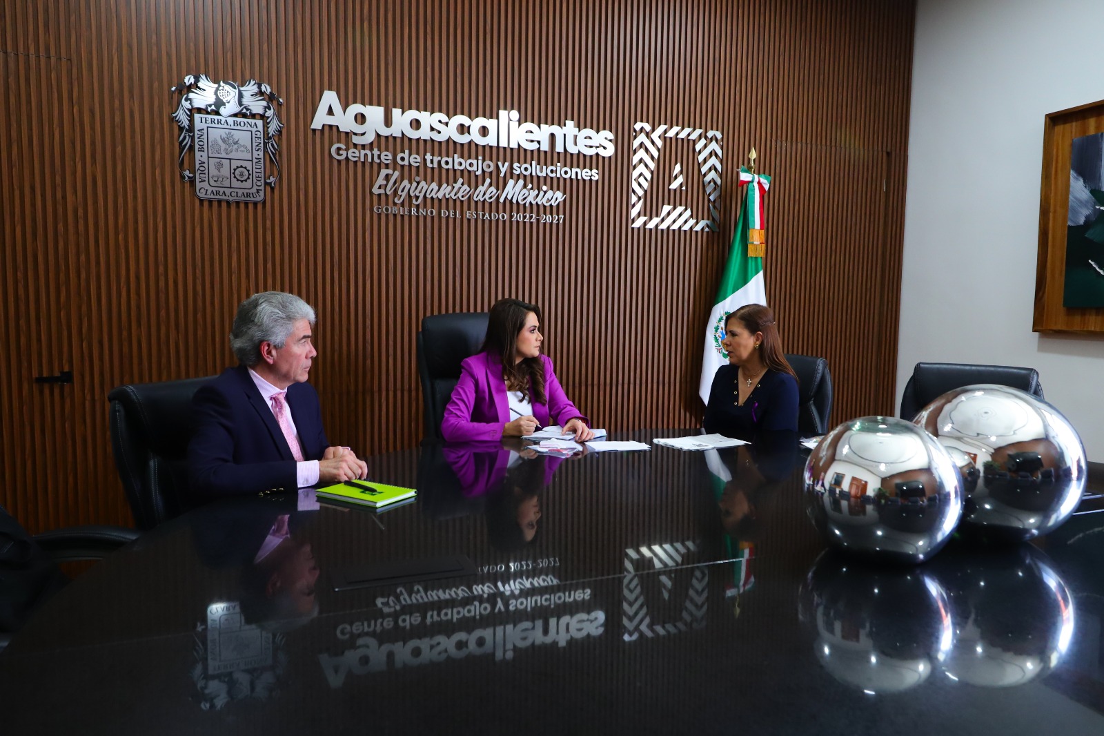 Reunión CCE y Tere Jiménez.
