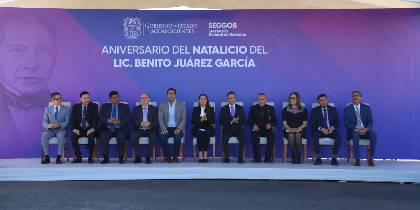 Conmemora Gobierno del Estado natalicio de Benito Juárez
