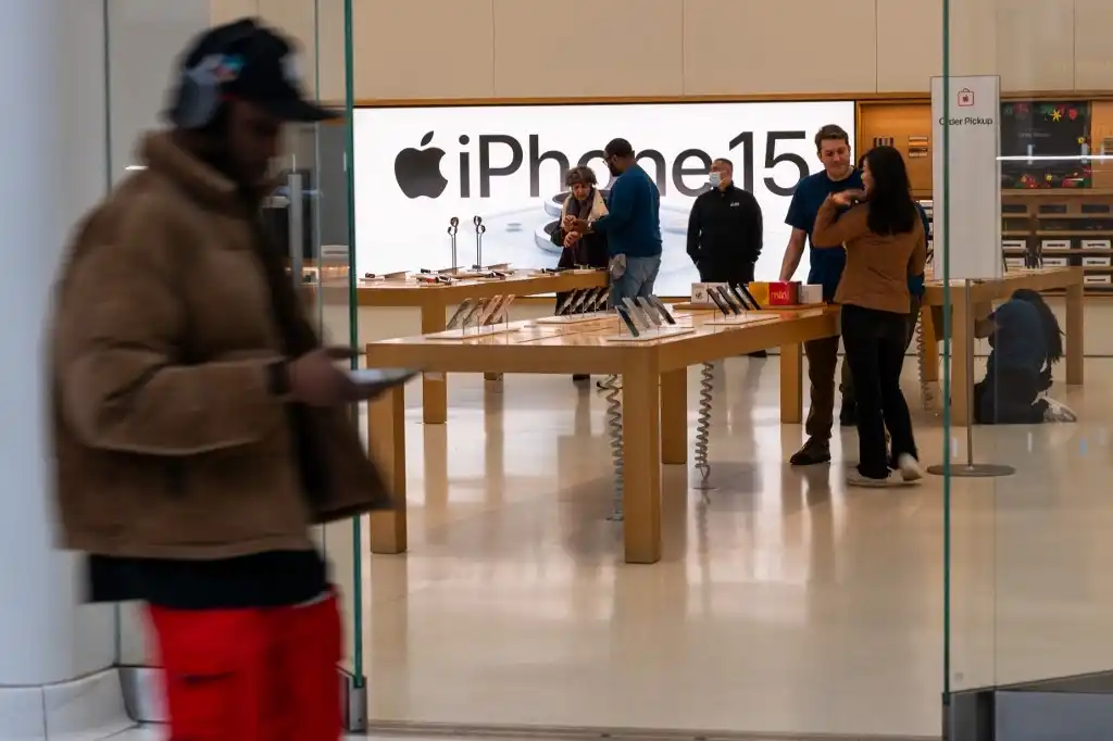 EUA demanda a Apple y exhibe cómo el iPhone afecta los bolsillos de los usuarios