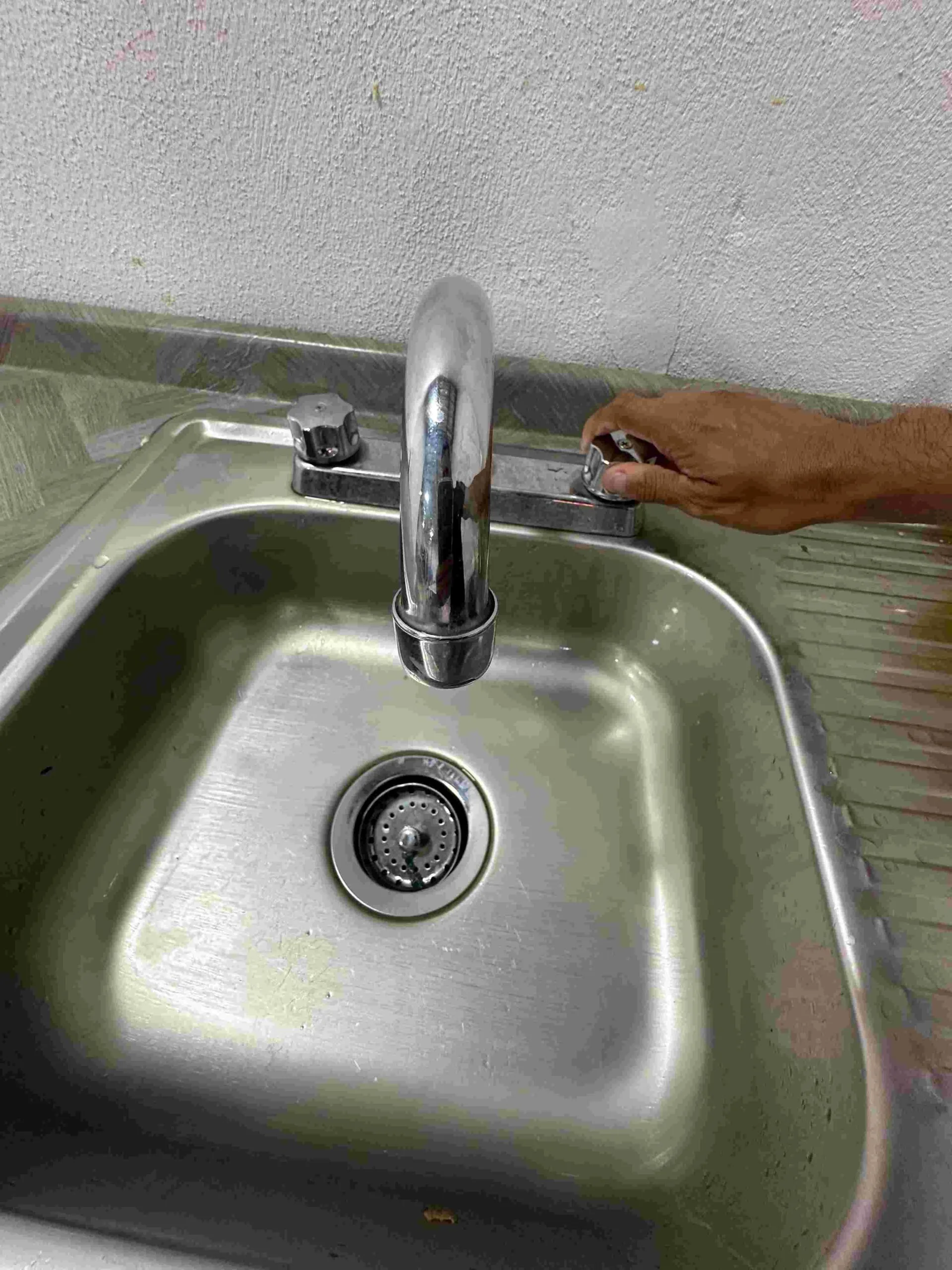 Emite MIAA recomendaciones de mantenimiento de instalaciones hídricas en el hogar