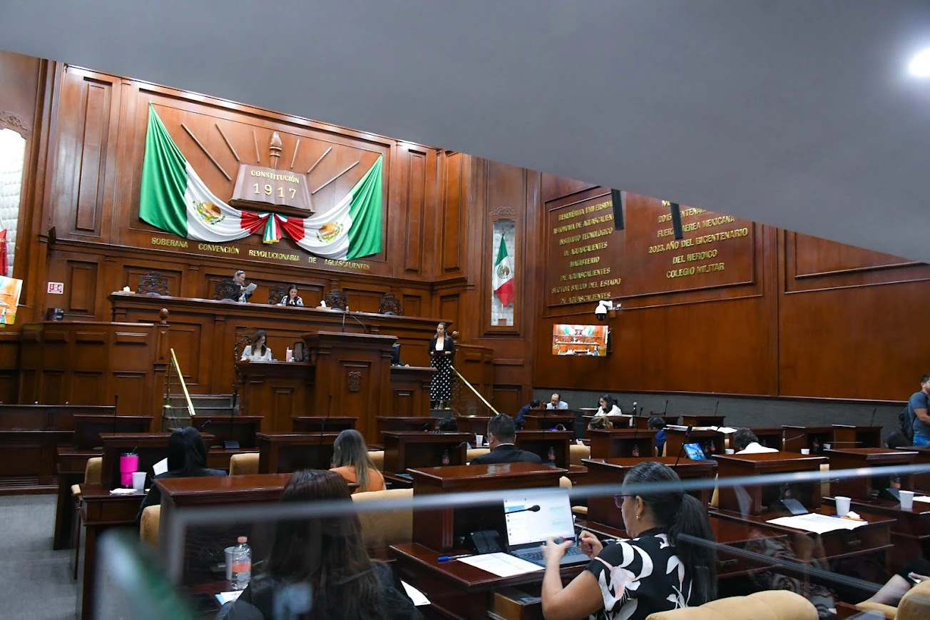 Diputados aprueban decreto para fortalecer sistema de salud
