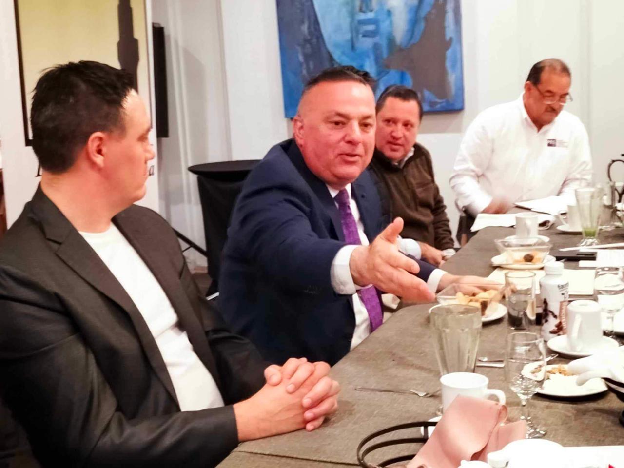 Badiola dice que le apuesta a la voluntad y a hablar de lo bueno