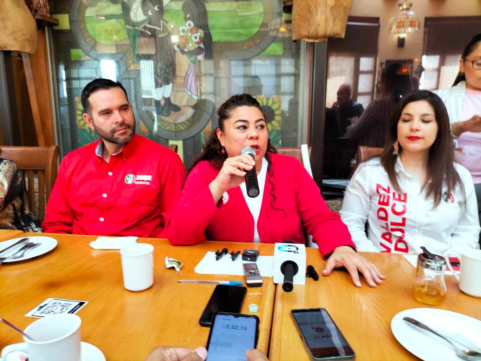 Candidata del PRI Elsa Jiménez considera que IEE no debió aprobar candidatura de Ismael Burgueño