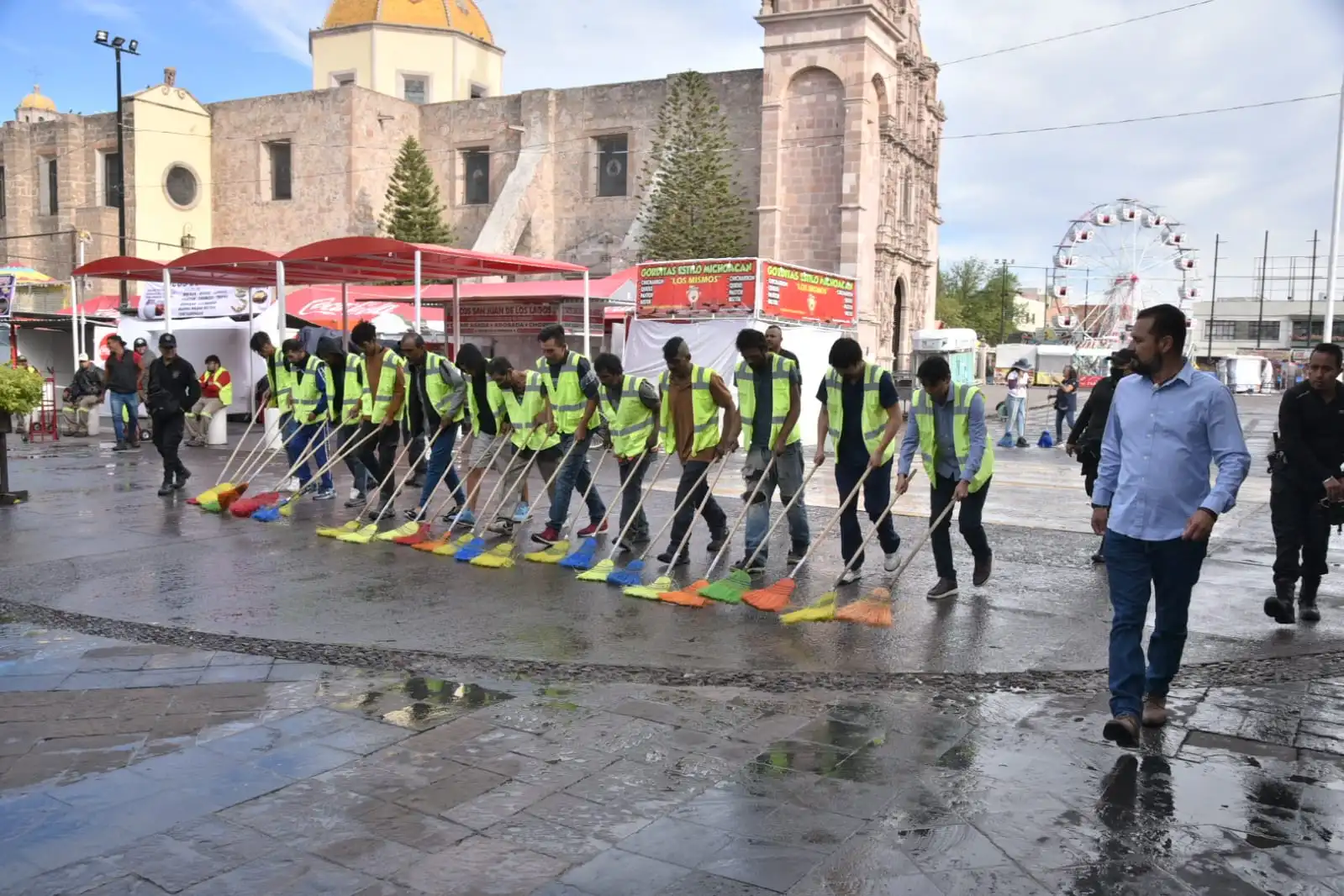 Infractores en la FNSM limpiarán el perímetro ferial
