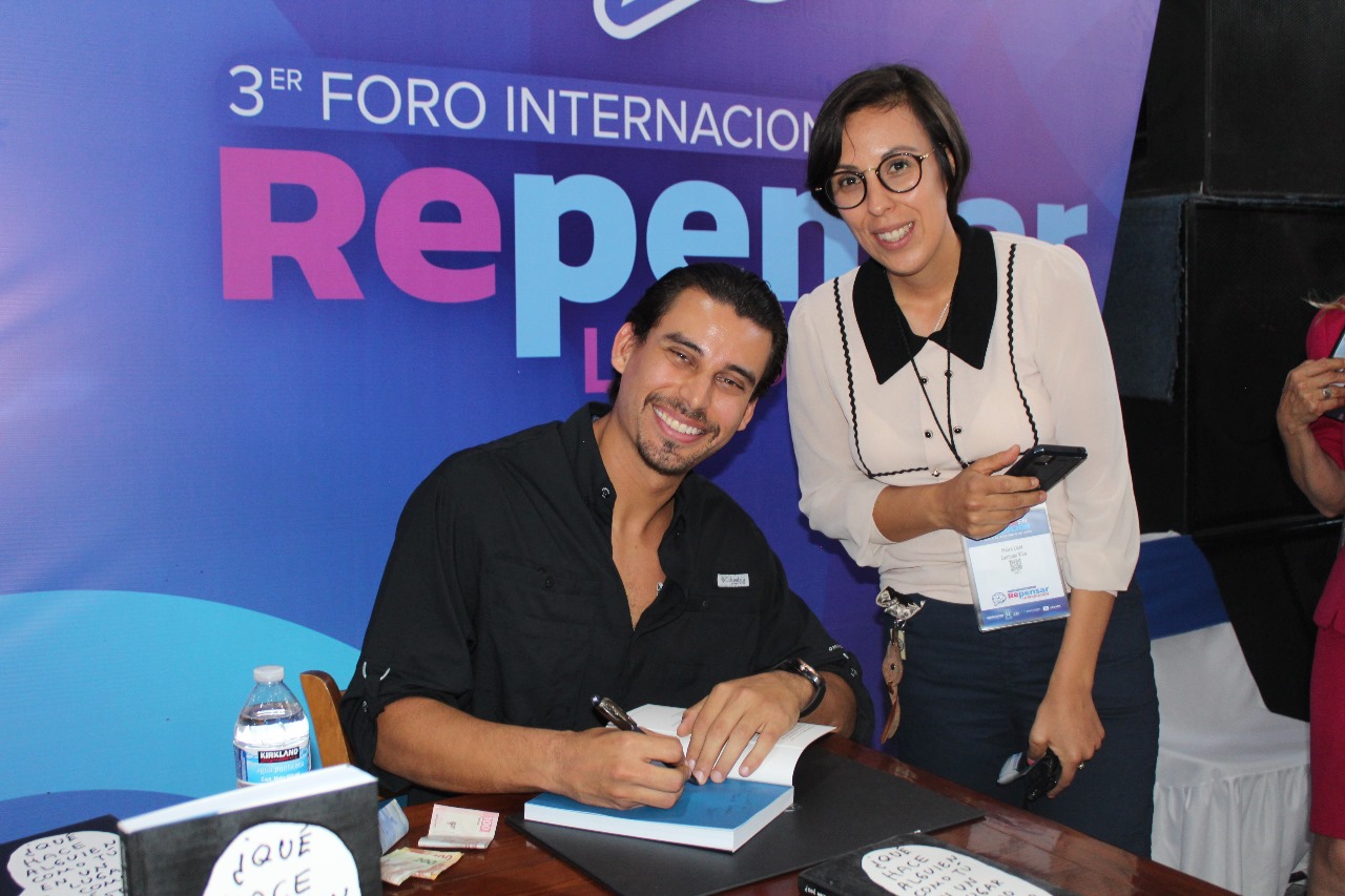 Expertos en educación de nivel regional, nacional e internacional se unen para repensar la educación en Guanajuato.