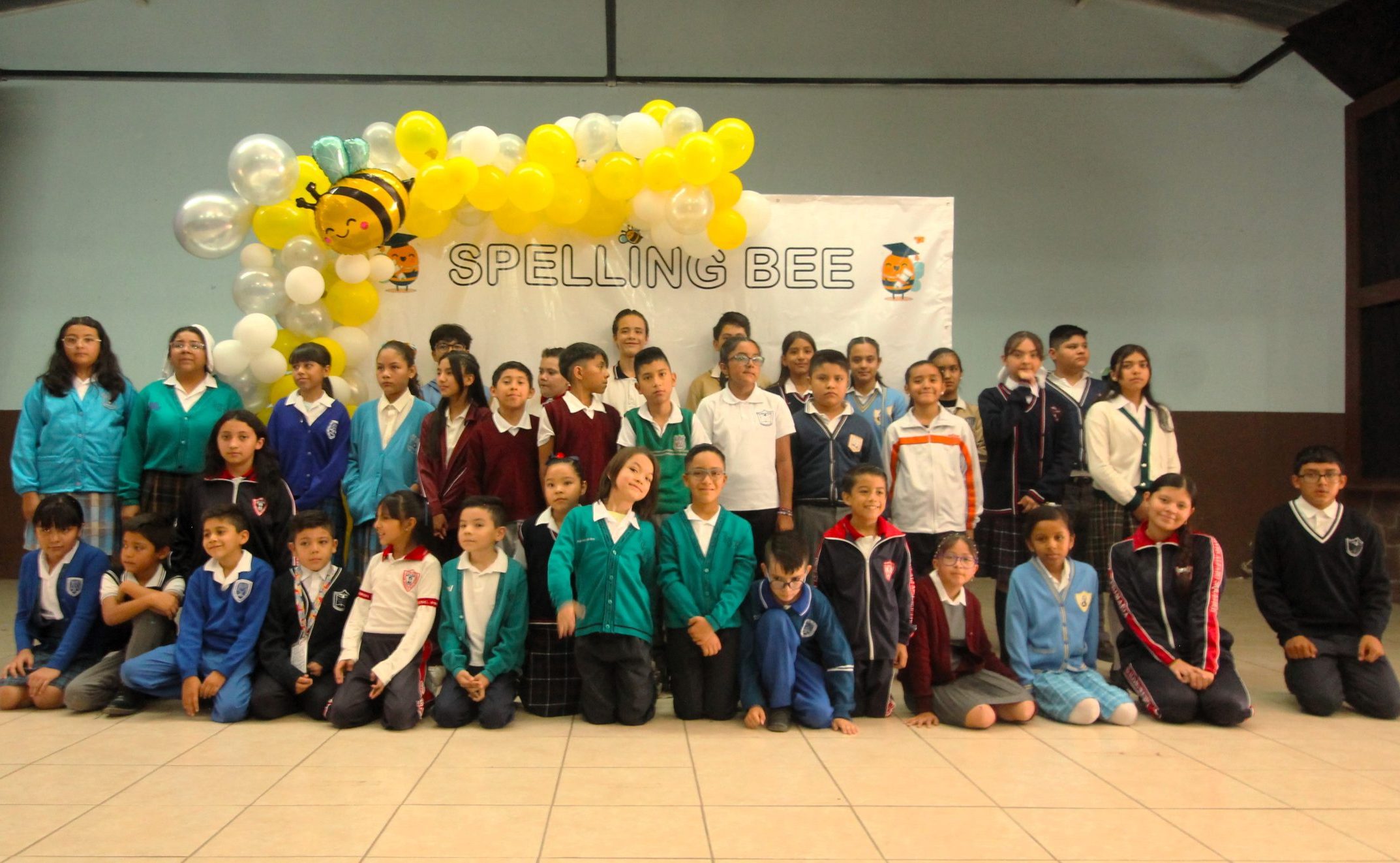 Se fortalecen las bases para que estudiantes de nivel básico dominen el inglés.