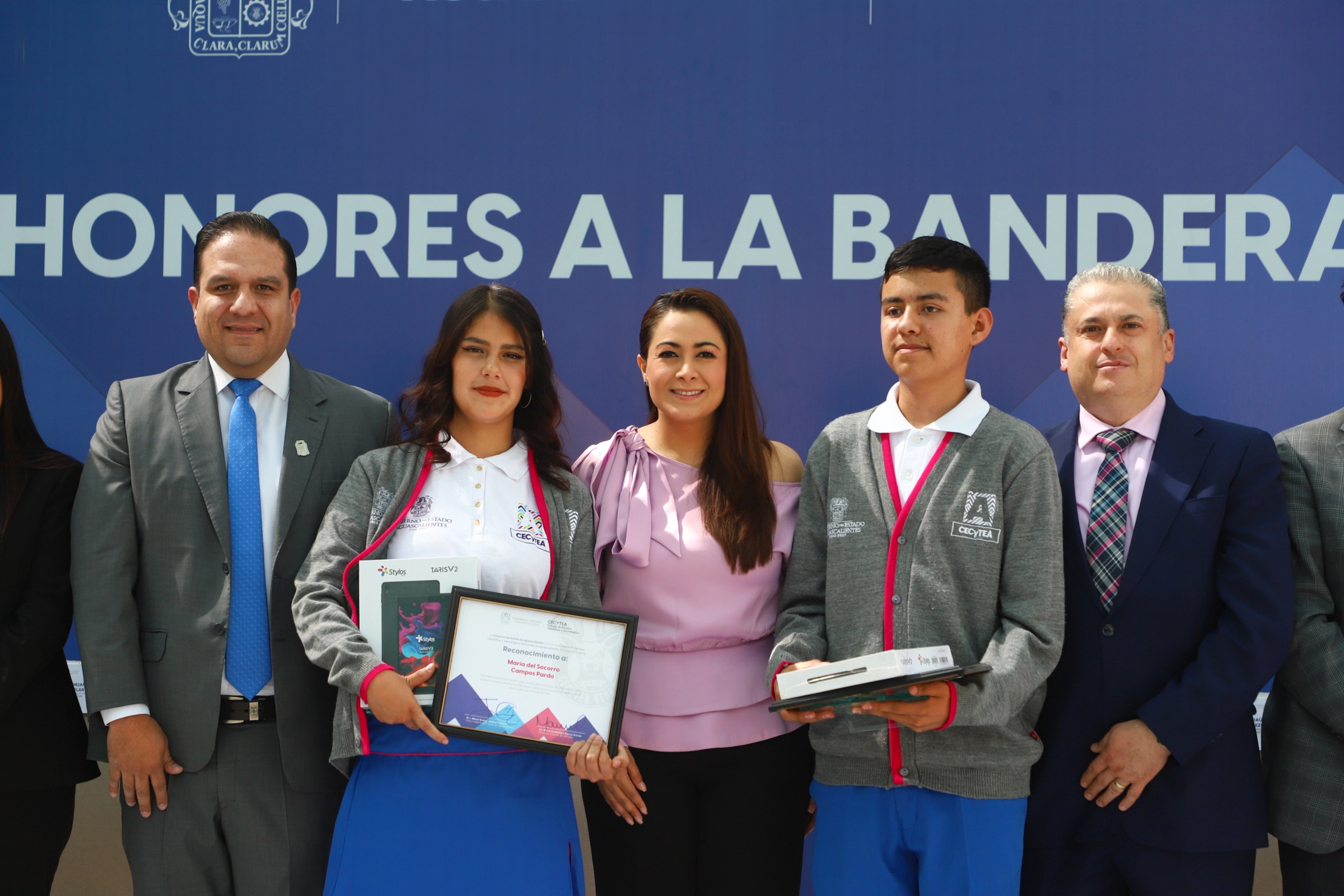 Reconocen a ganadores del Festival Académico Nacional de los CECyTEs 2024