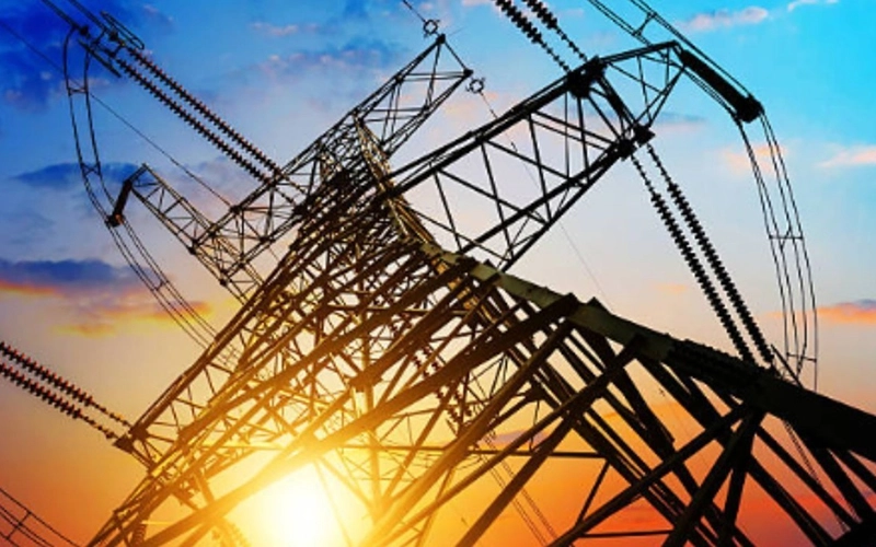 Eliminación del horario de verano ha contribuido a sobrecarga eléctrica: economistas