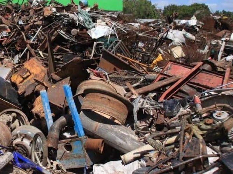 Apercibe Ayuntamiento a chatarreros para que no compren infraestructura pública