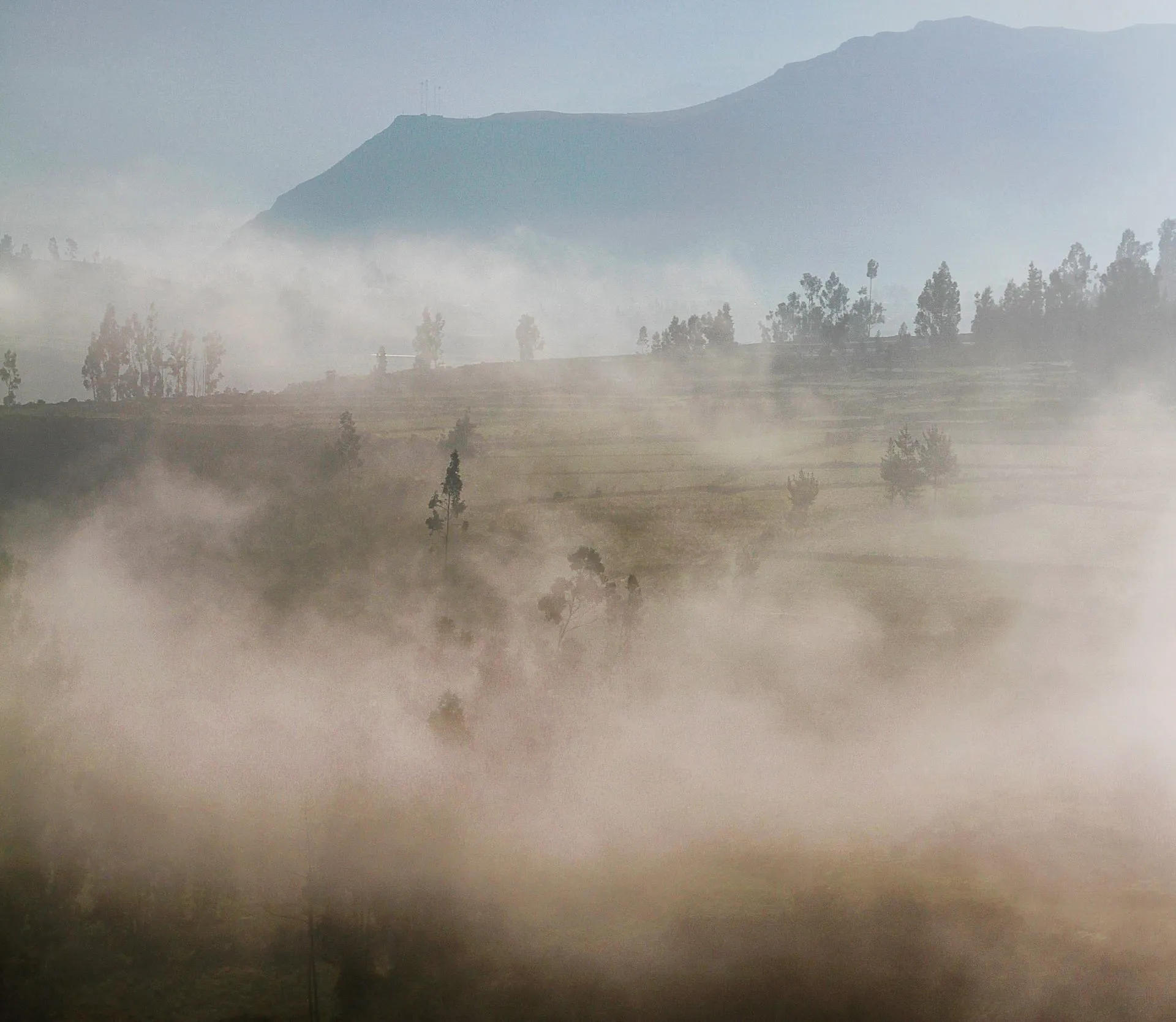 Llama Protección Civil a tomar precauciones por ráfagas de viento