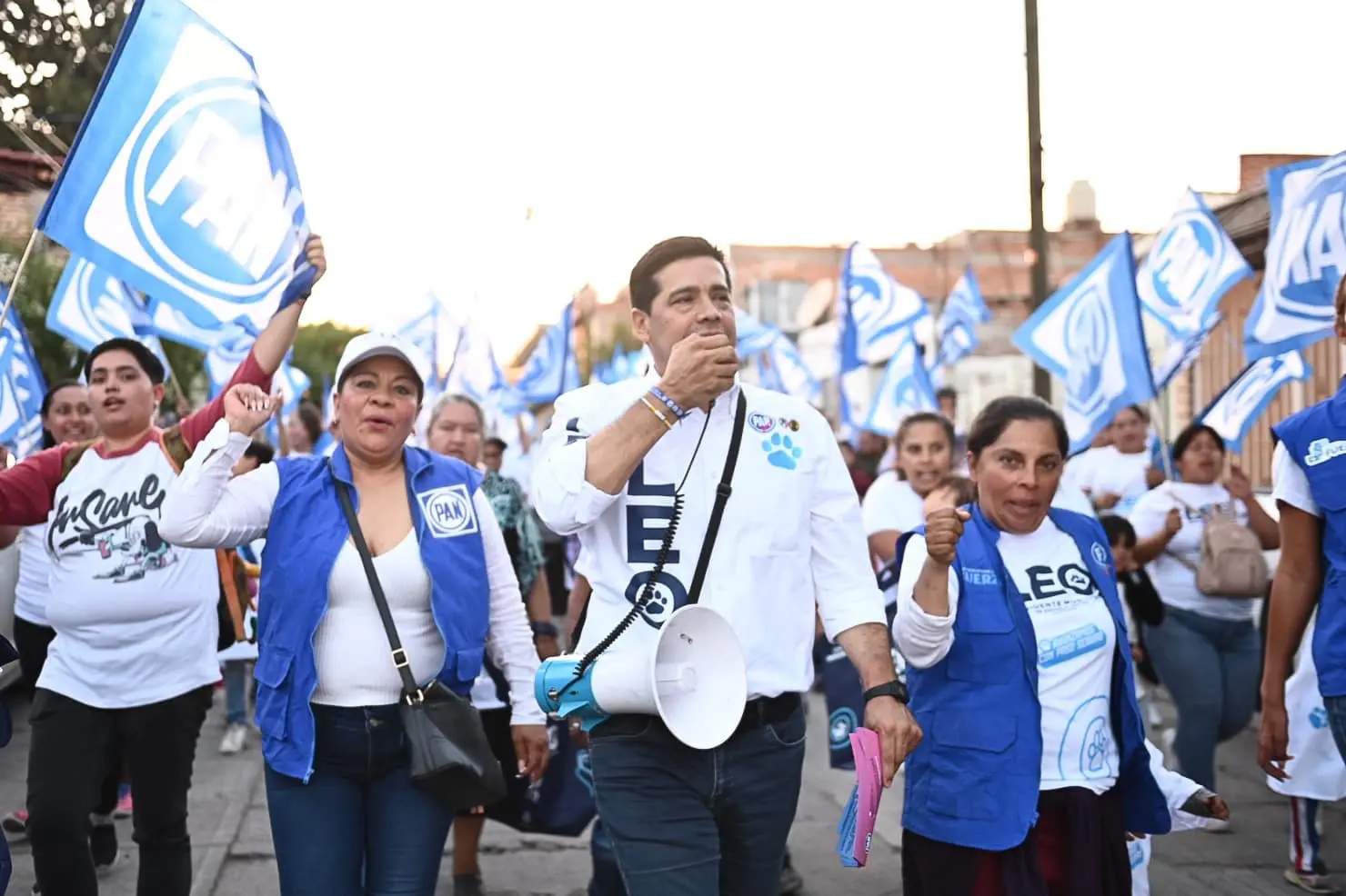Propone Leo Montañez centros de mediación comunitaria