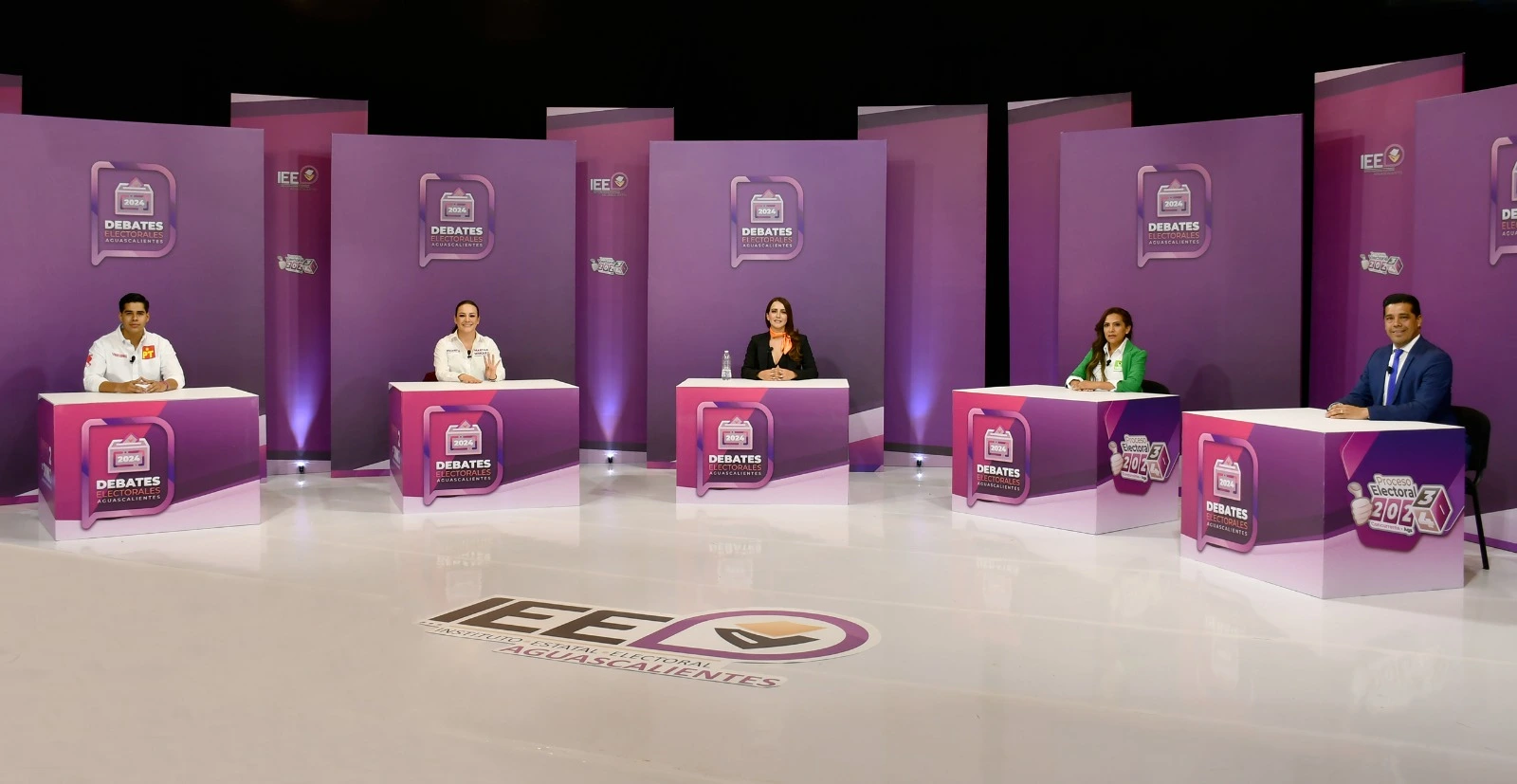 Candidaturas reaccionan a su participación en el debate