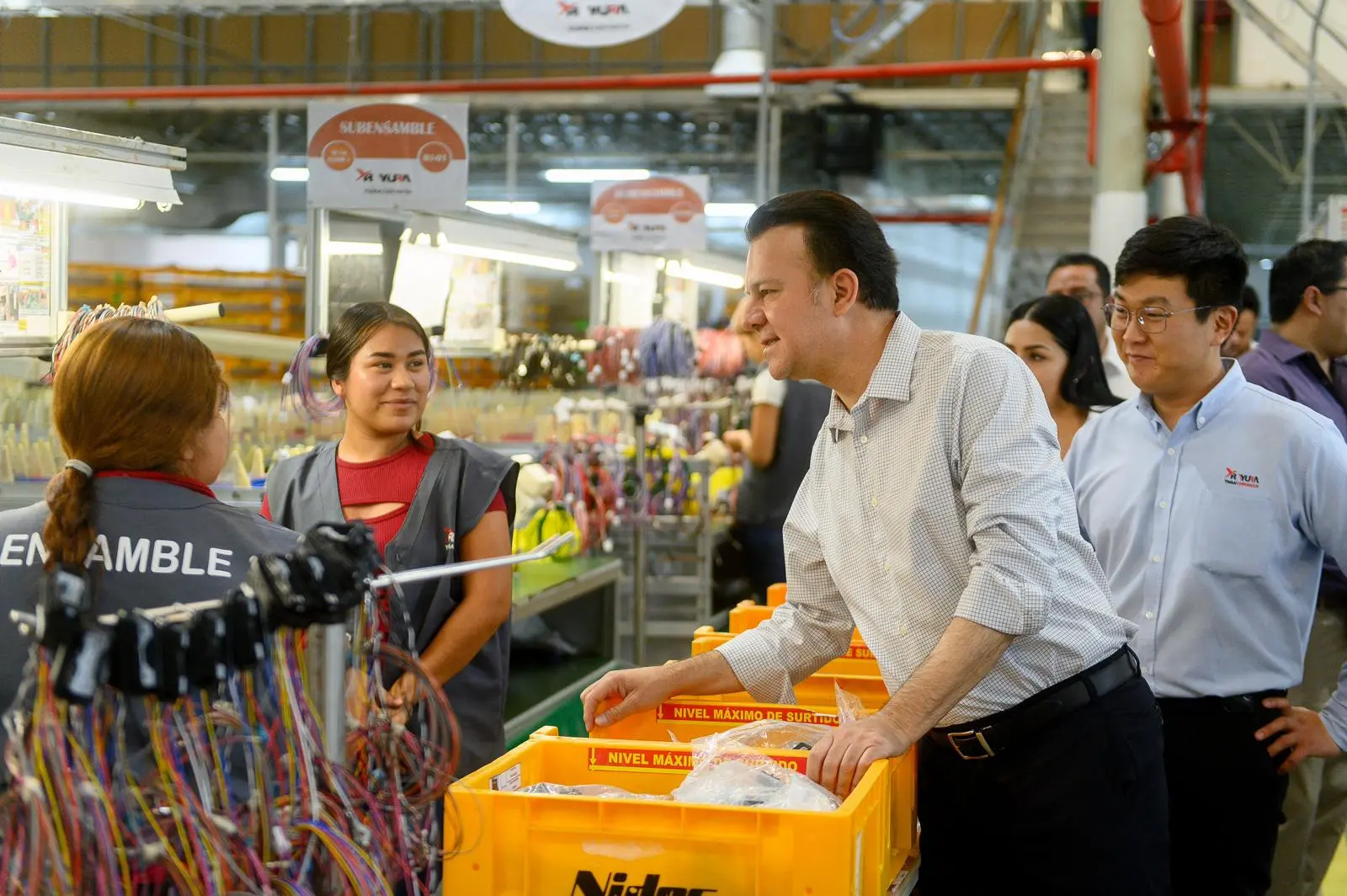 Inaugura Gobernador otra empresa de Yura en Lerdo