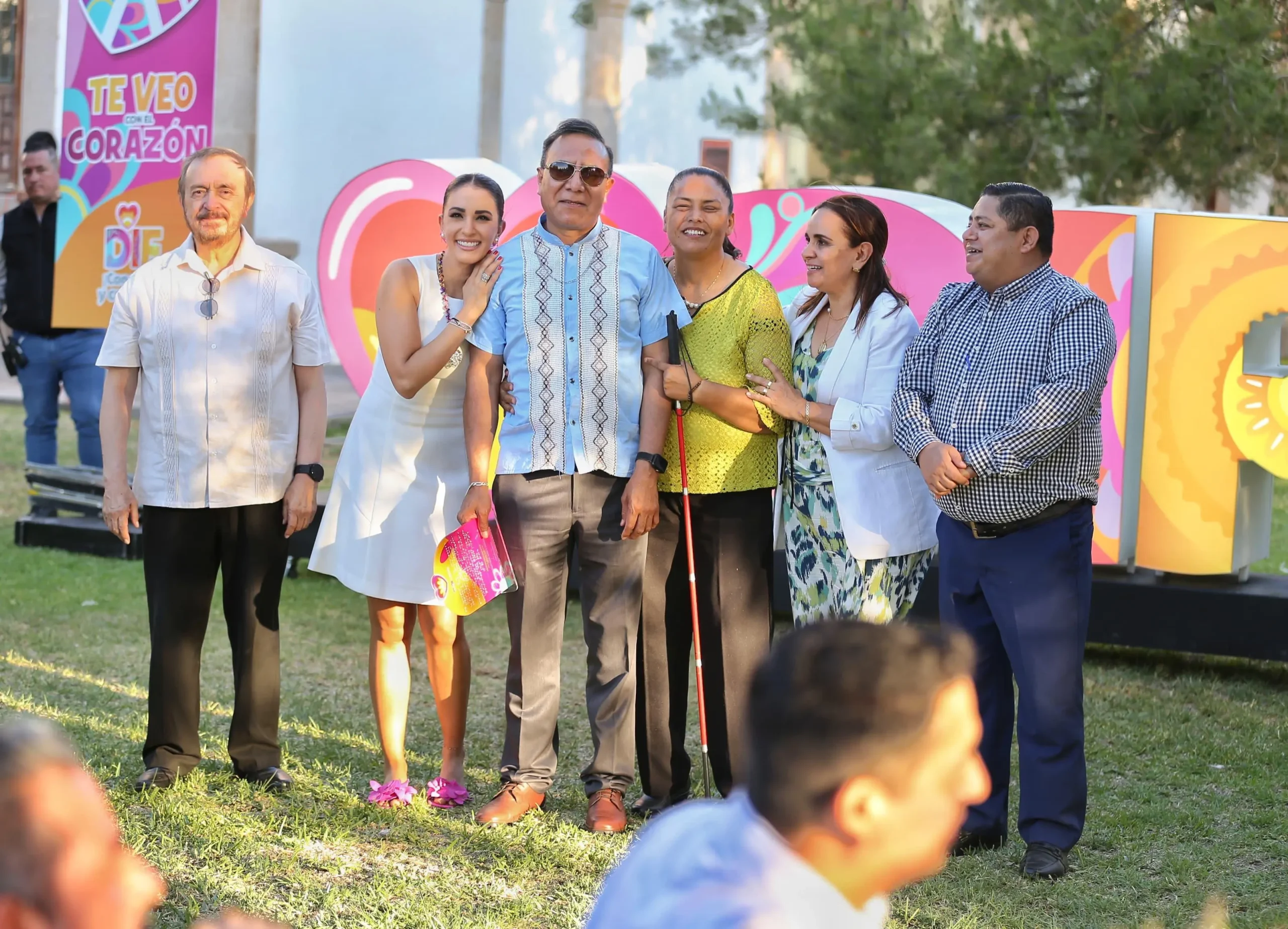 Entrega DIF actas en braille