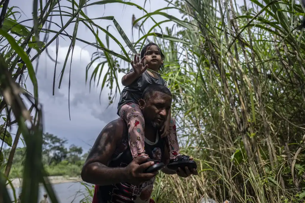 Niños migrantes Darién