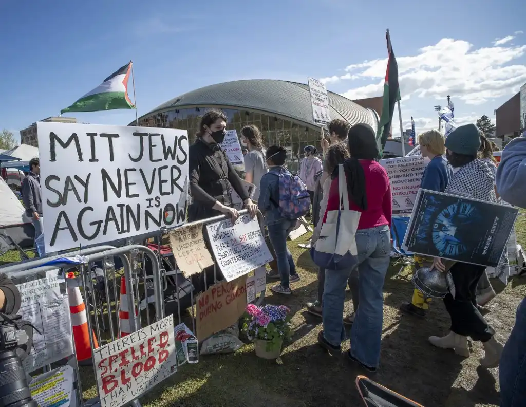 Protestas propalestinas desalojos