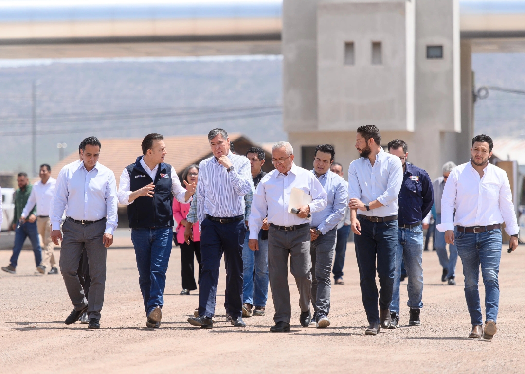 Impulsa gobierno Estatal a empresarios duranguenses para la construcción de parque industrial