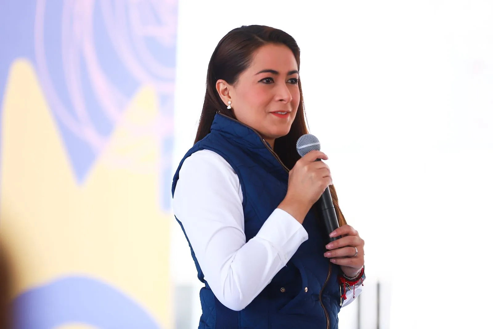 Realizó Tere Jiménez gira por municipios del interior