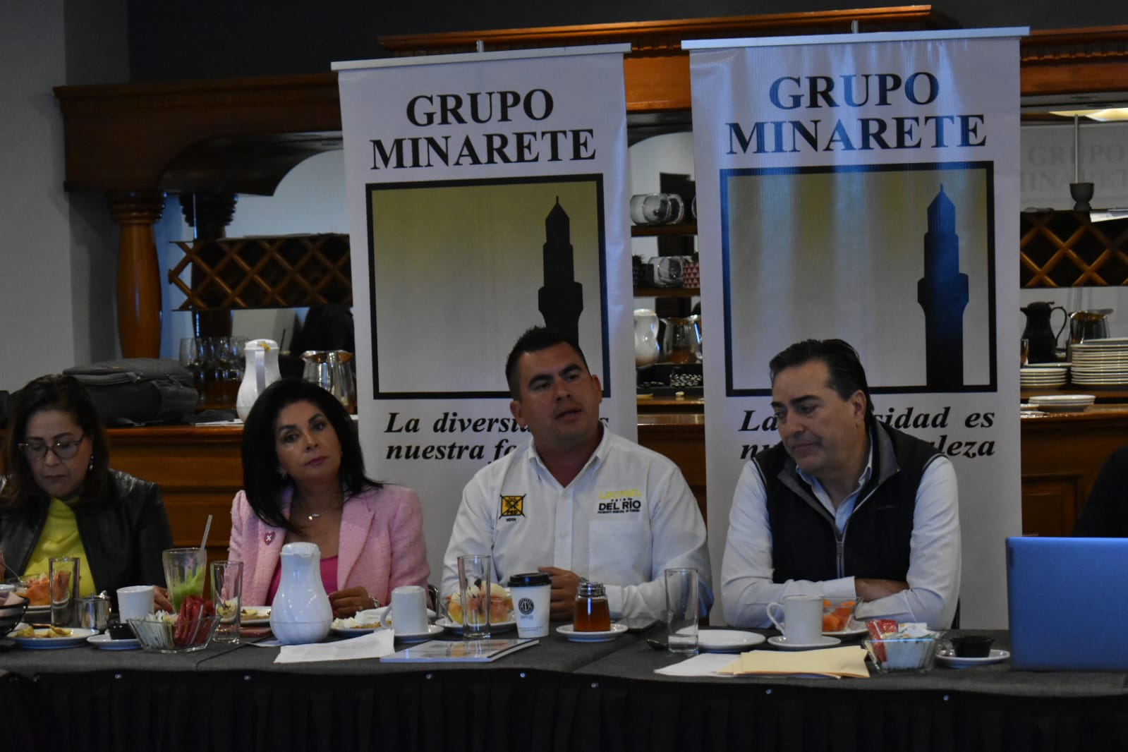 Leonel Peiro dice no a dejar la contienda para sumarse a otro candidato