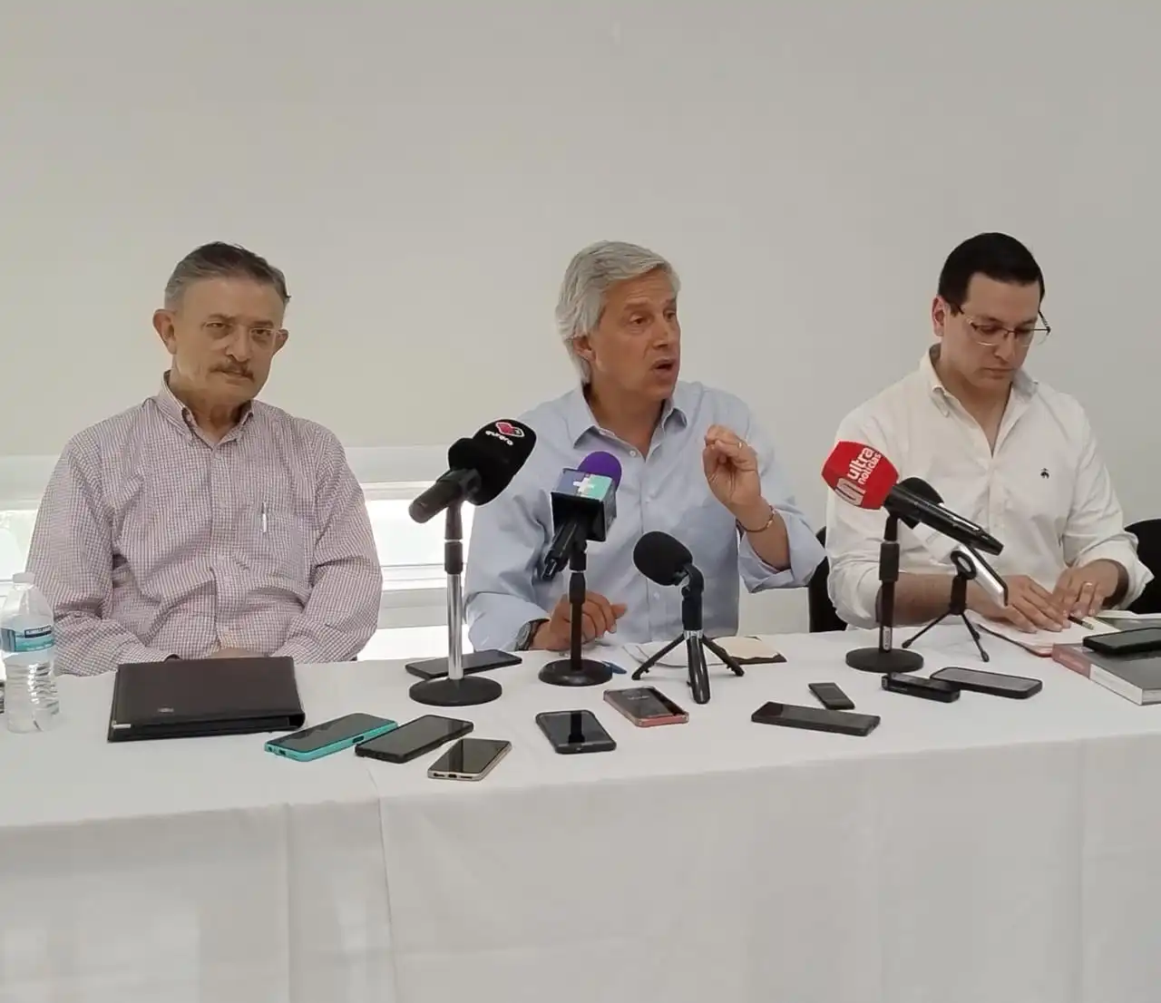 Asegura Claudio X. González que se avecina una elección de estado en todo el país