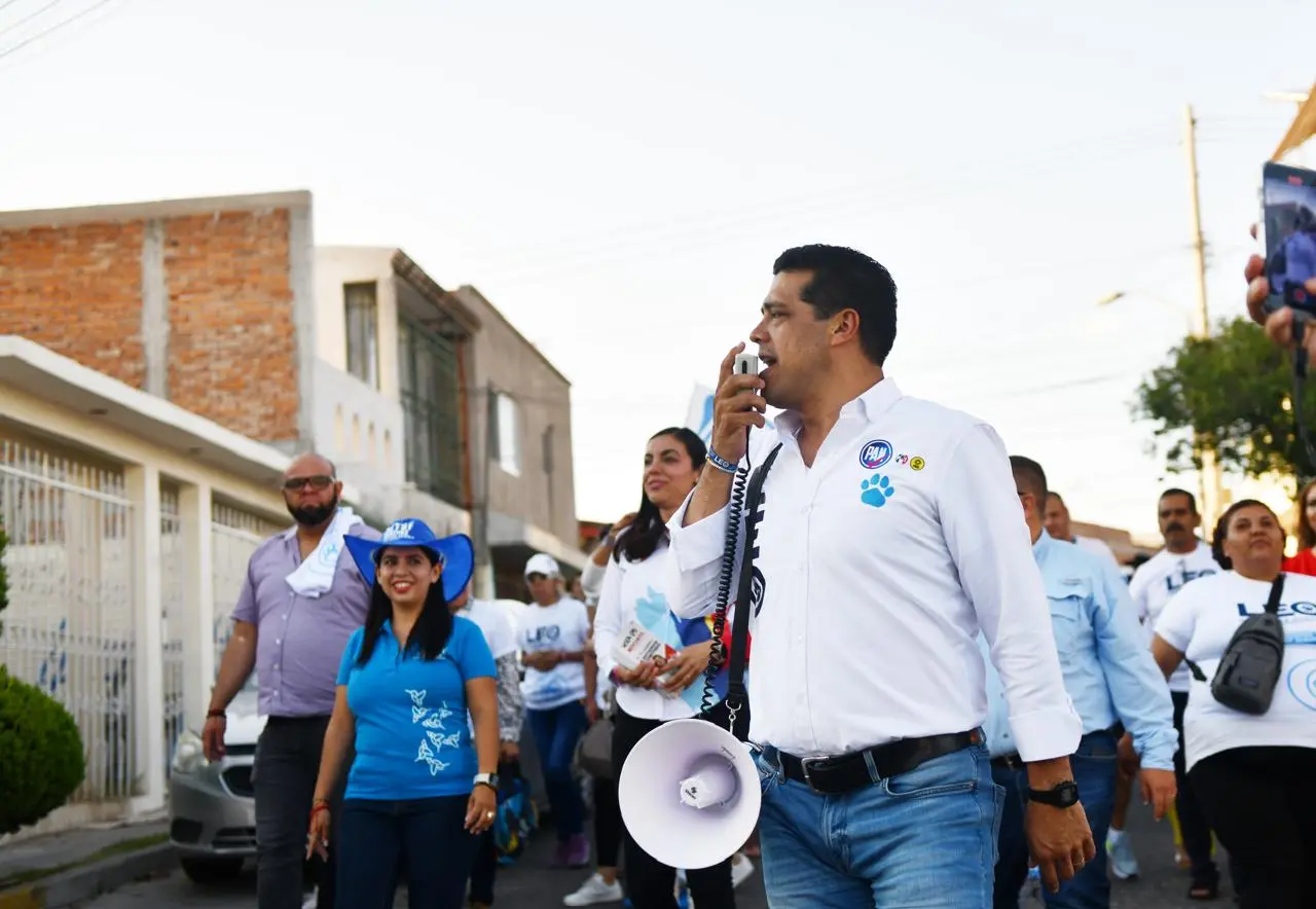 Llama Leo Montañez a la ciudadanía a salir a votar este domingo
