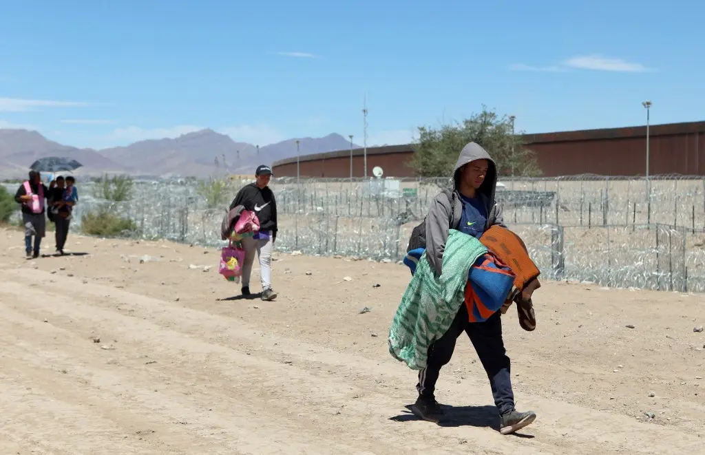 Por &#8216;seguridad nacional&#8217;, EUA propone negar asilo a migrantes con antecedentes penales
