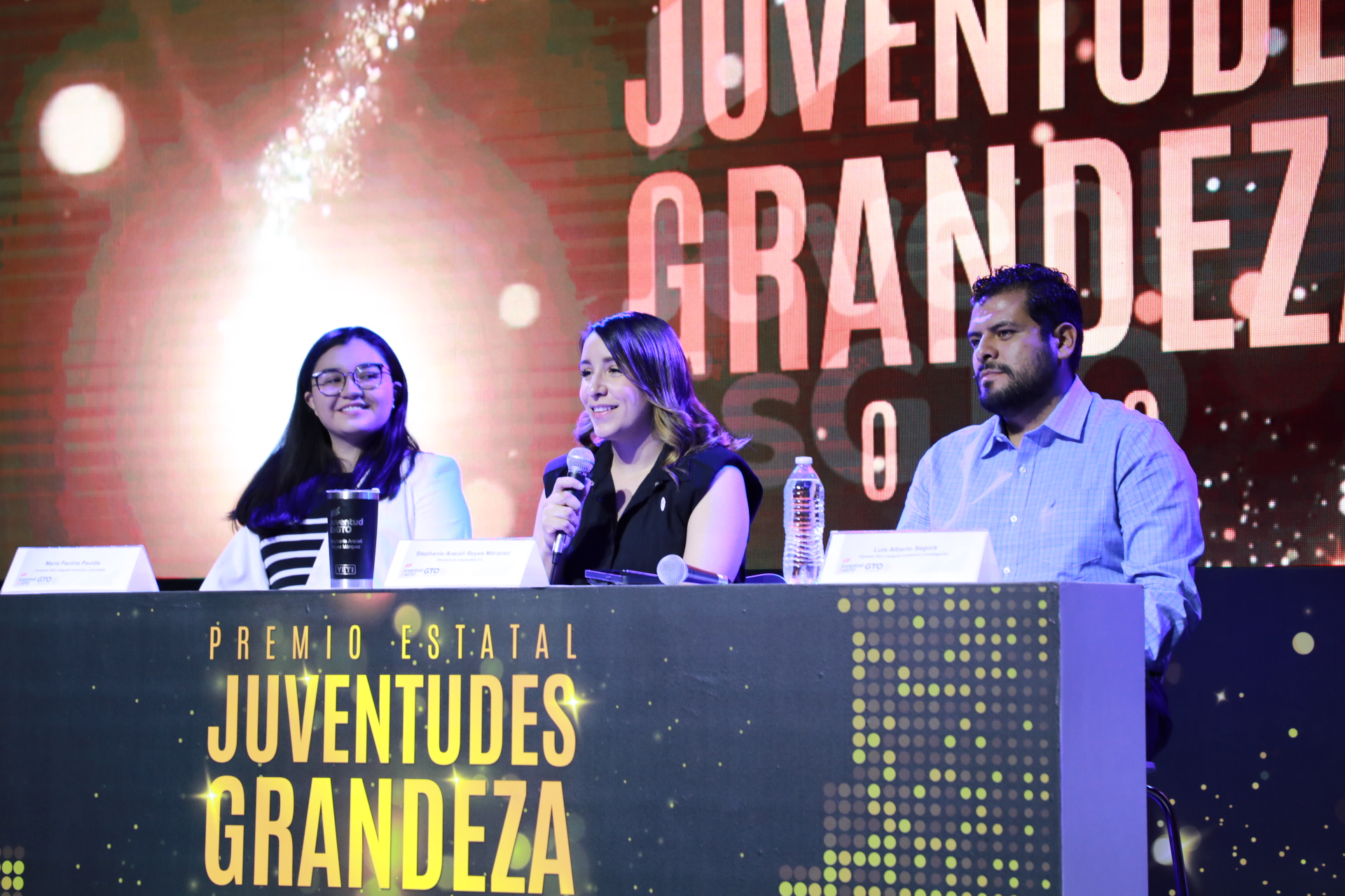 Convocatoria al Premio Estatal Juventudes Grandeza 2024