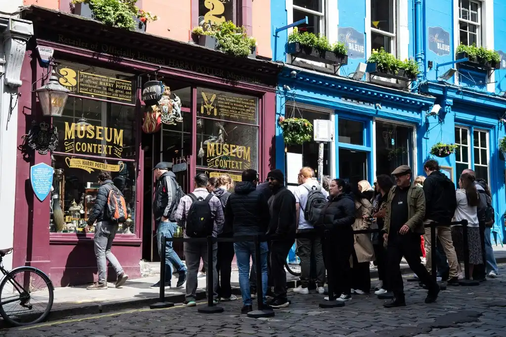 Turismo millonario en Escocia tras las huellas y magia de Harry Potter
