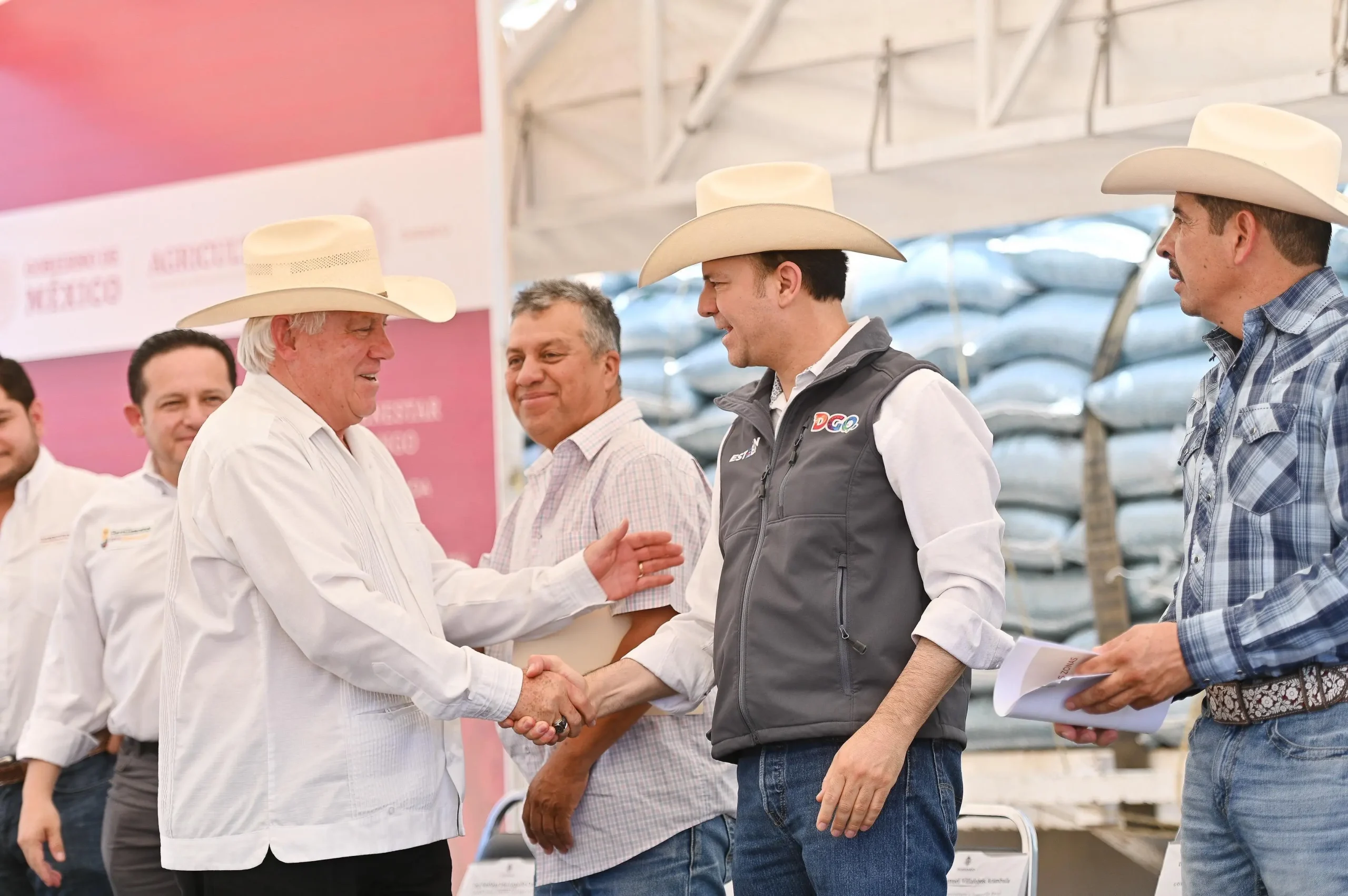 Gobierno del Estado y Federación arrancan programas para el Bienestar del Campo Duranguense