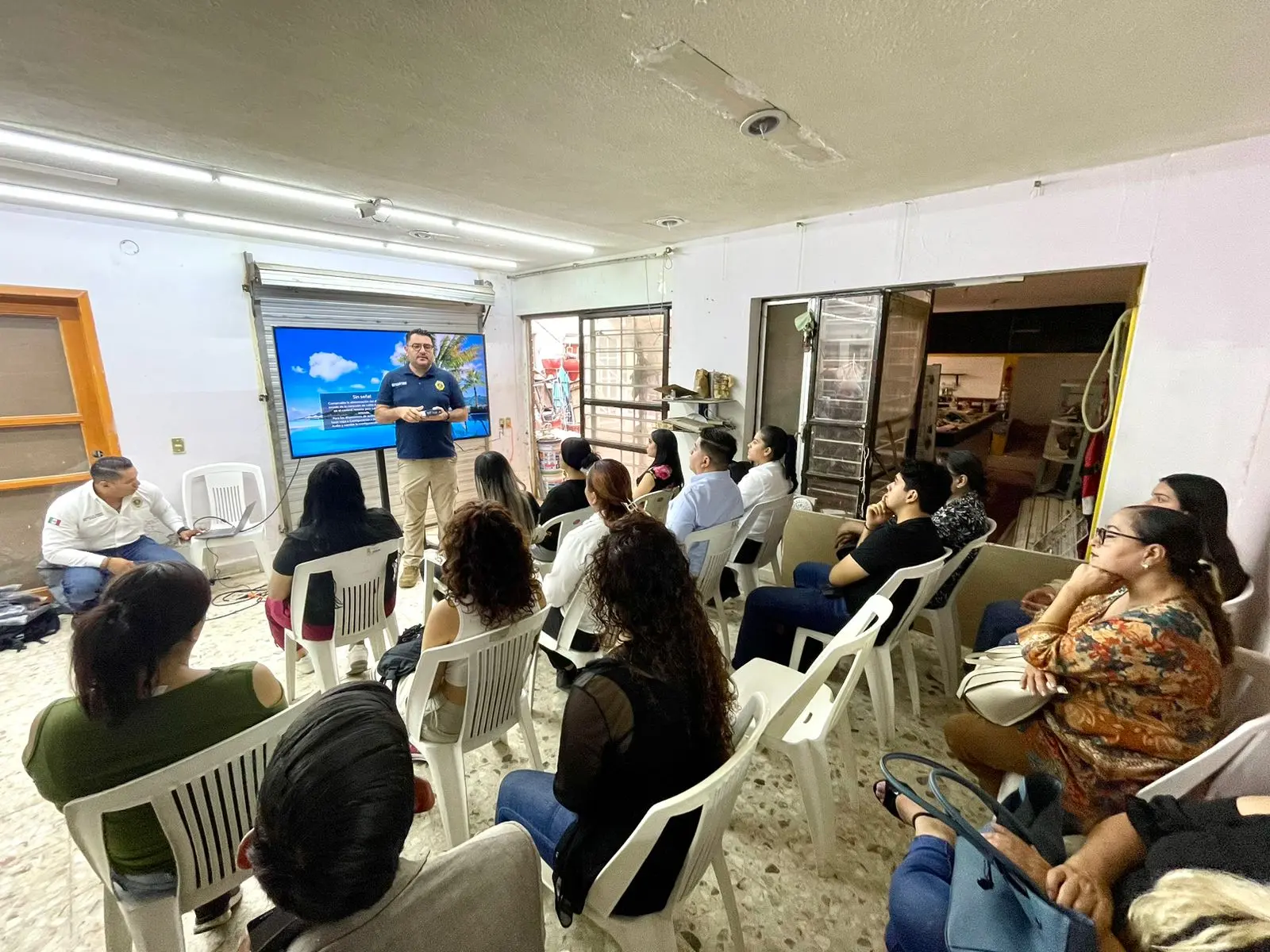 Comienza SSP capacitación a Unión de Comerciantes y Empresarios Establecidos del Centro Histórico 