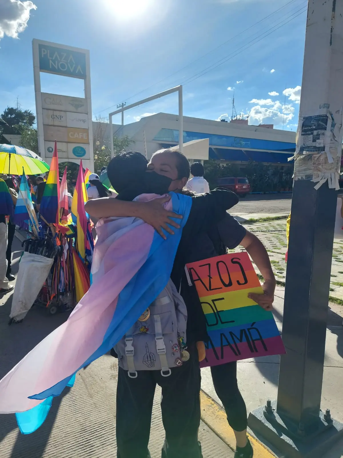 Miles se unen a marcha por el orgullo LGBT+ en Durango