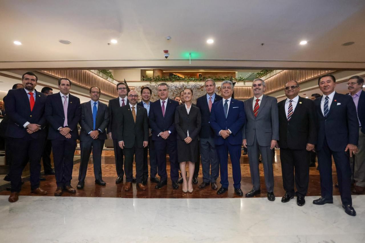 Sheinbaum anunció digitalización de trámites ante Consejo Nacional del CCE