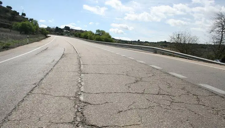 Necesarios 1,200 millones para mejorar carreteras federales: Gobernador