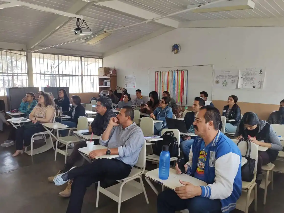 Mejoran salario de maestros de telebachilleratos comunitarios