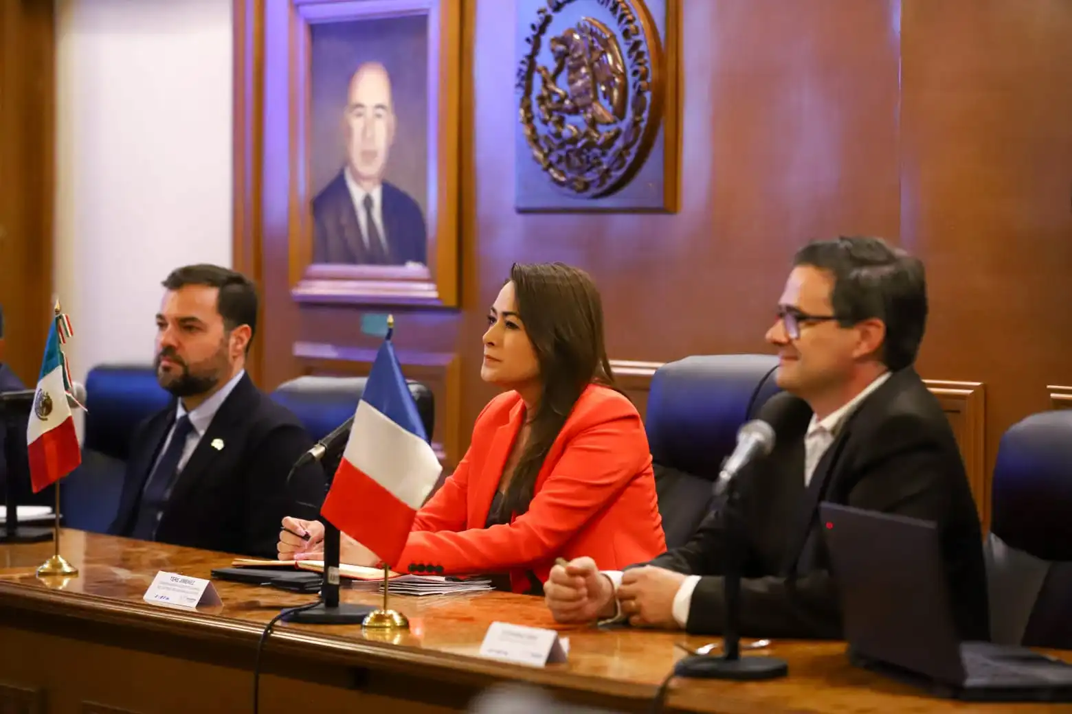 Se reúne Tere Jiménez con la Cámara de Comercio e Industria Franco Mexicana