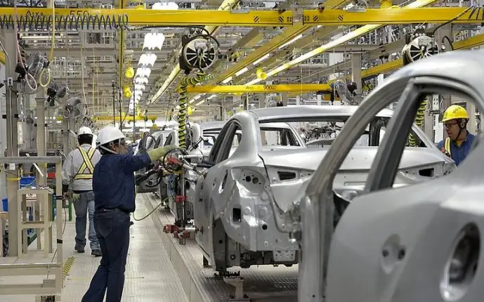 Advierten sindicatos por despido de 1300 trabajadores en COMPAS