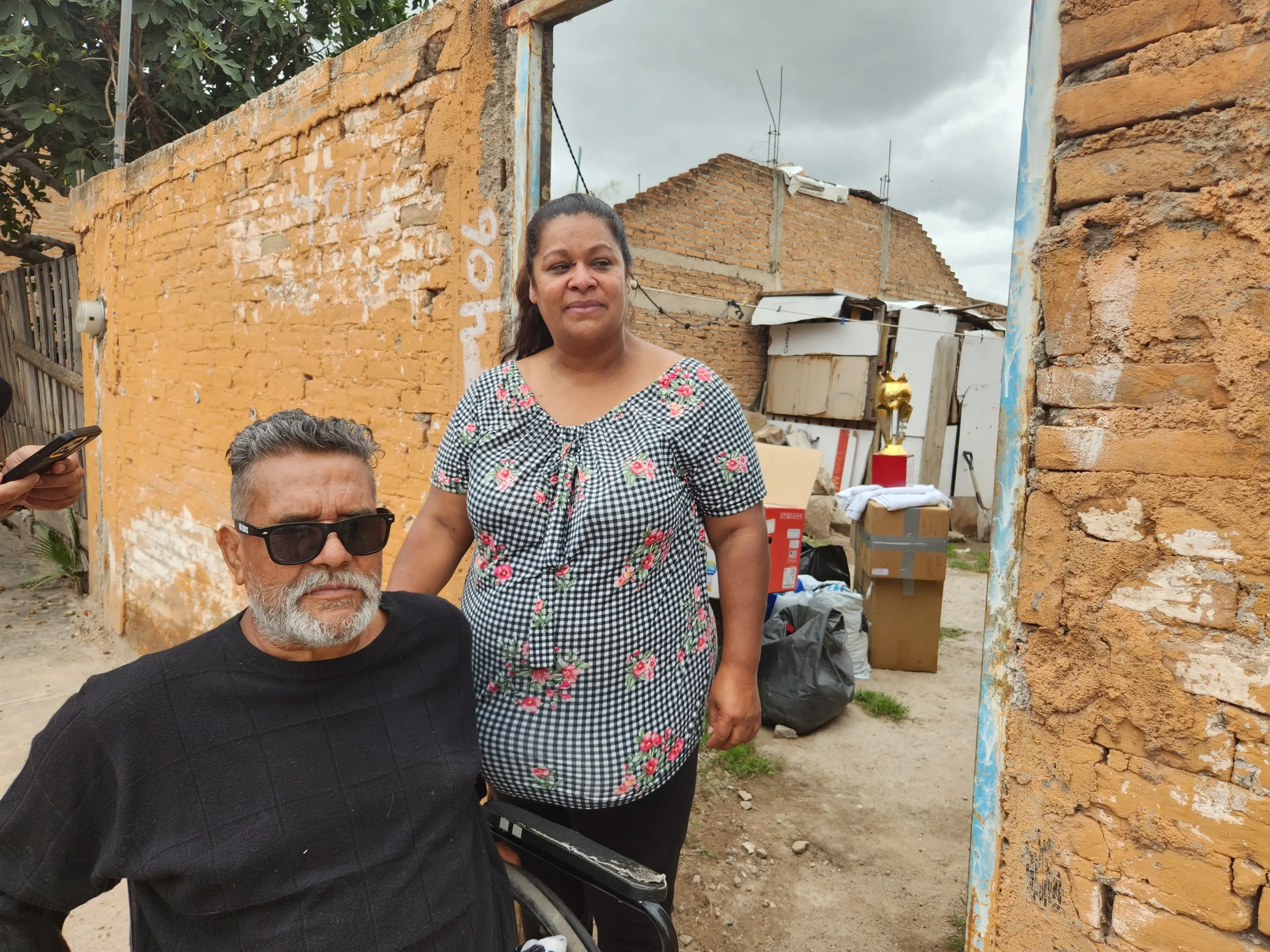 Reciclaje para construir un hogar digno para la familia Galarza Vázquez