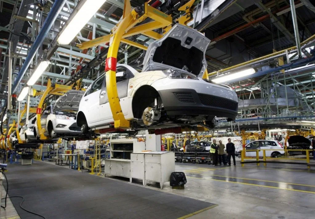 Situación en COMPAS no debilita al sector automotriz: empresarios